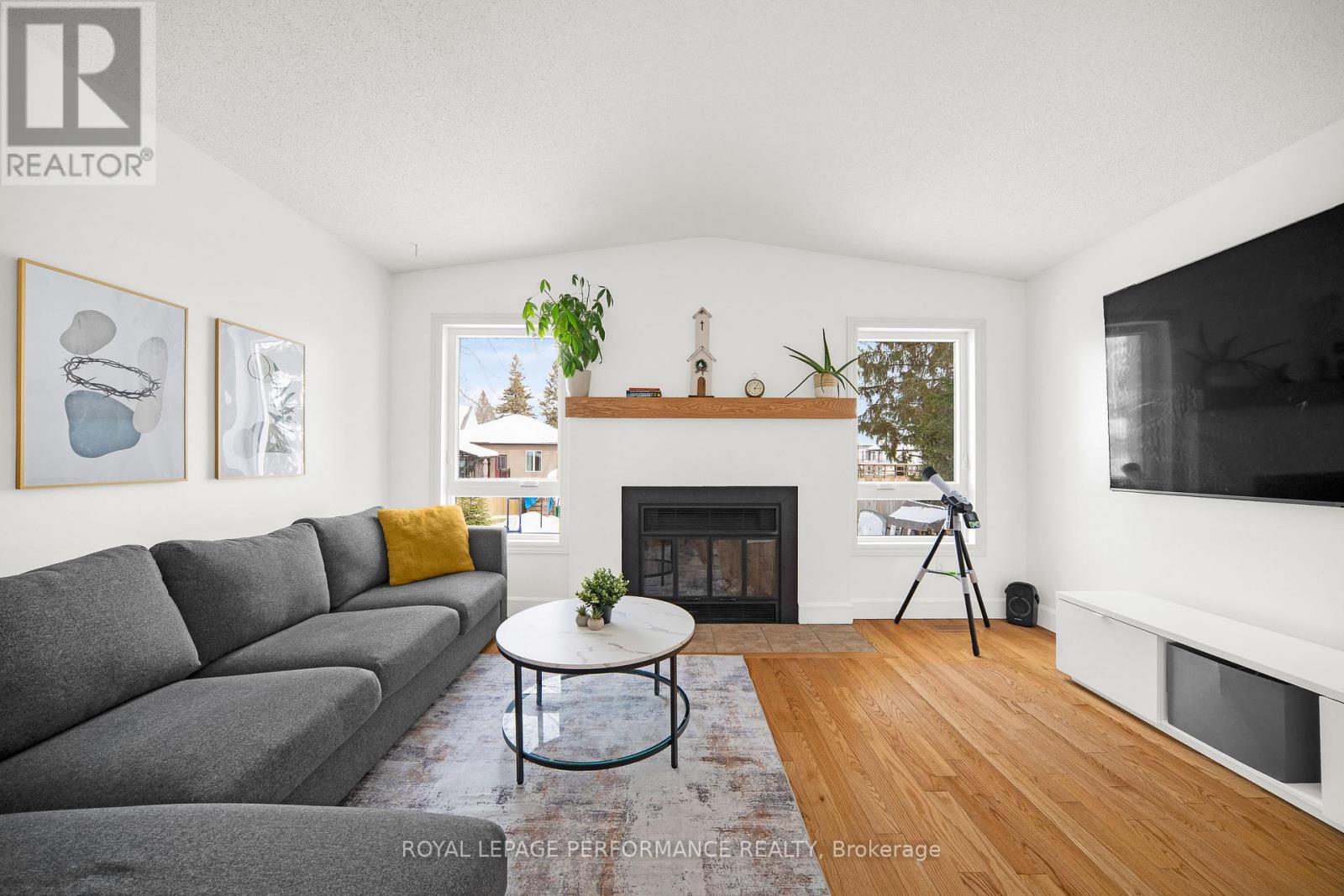 1557 Verchere Street, Ottawa, Ontario  K1C 7C7 - Photo 22 - X12793296