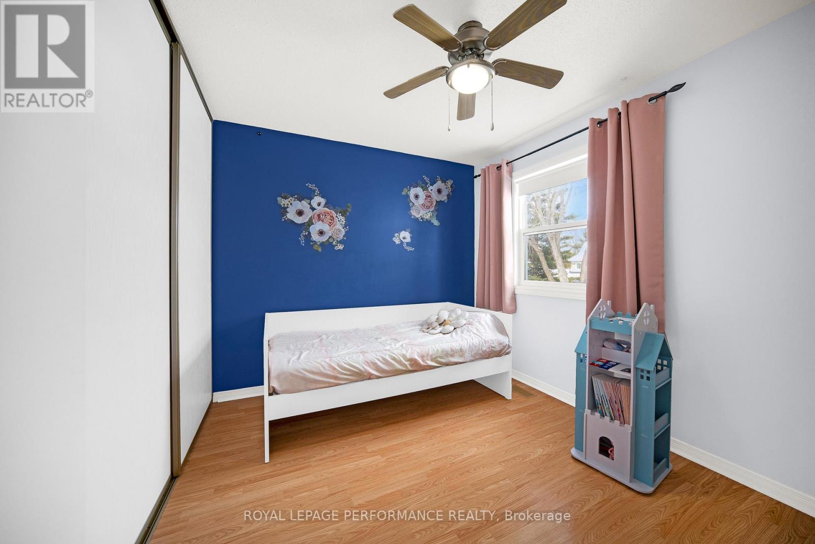 1557 Verchere Street, Ottawa, Ontario  K1C 7C7 - Photo 24 - X12793296