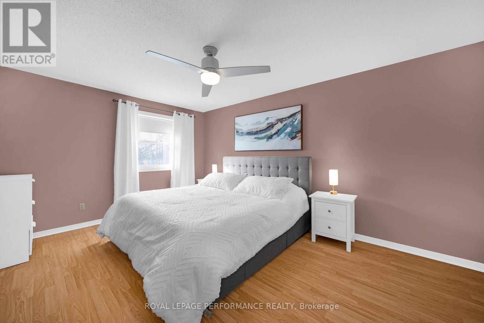 1557 Verchere Street, Ottawa, Ontario  K1C 7C7 - Photo 27 - X12793296