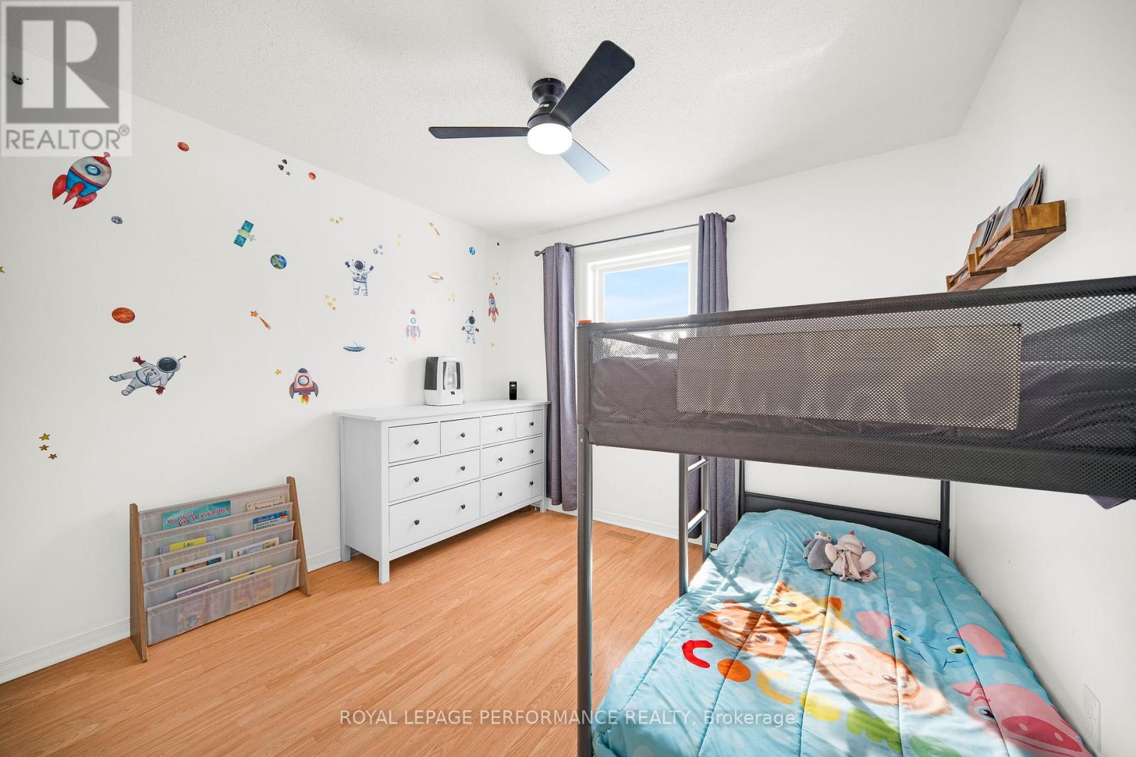 1557 Verchere Street, Ottawa, Ontario  K1C 7C7 - Photo 31 - X12793296