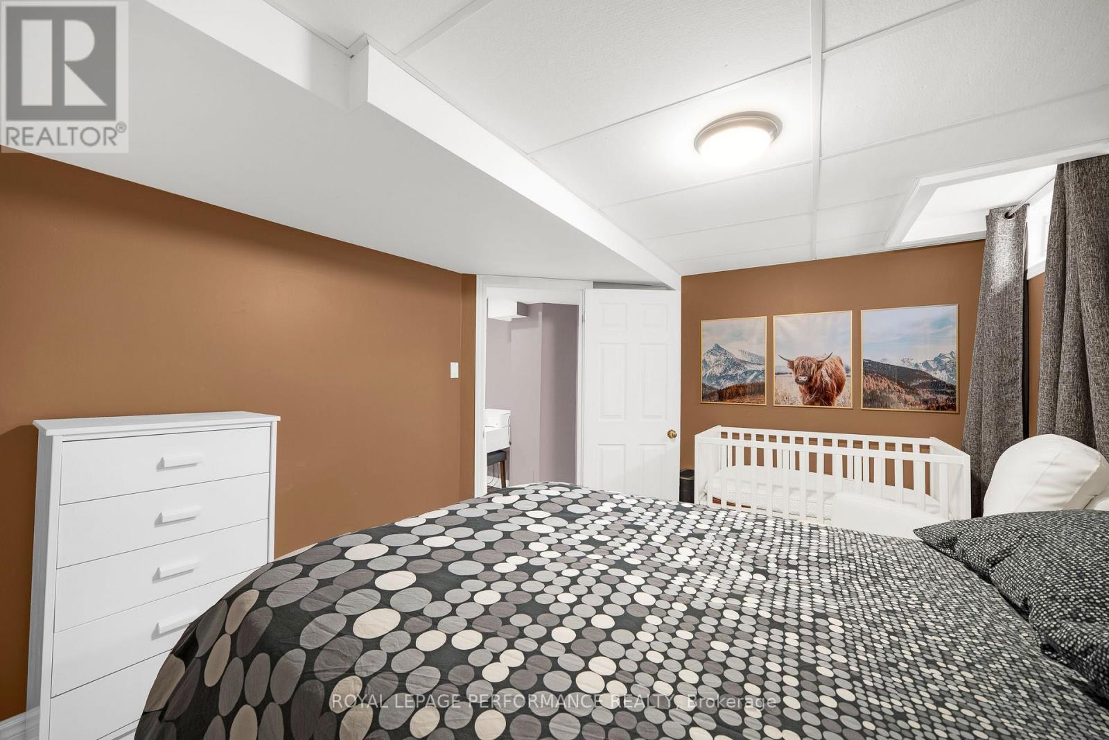 1557 Verchere Street, Ottawa, Ontario  K1C 7C7 - Photo 37 - X12793296