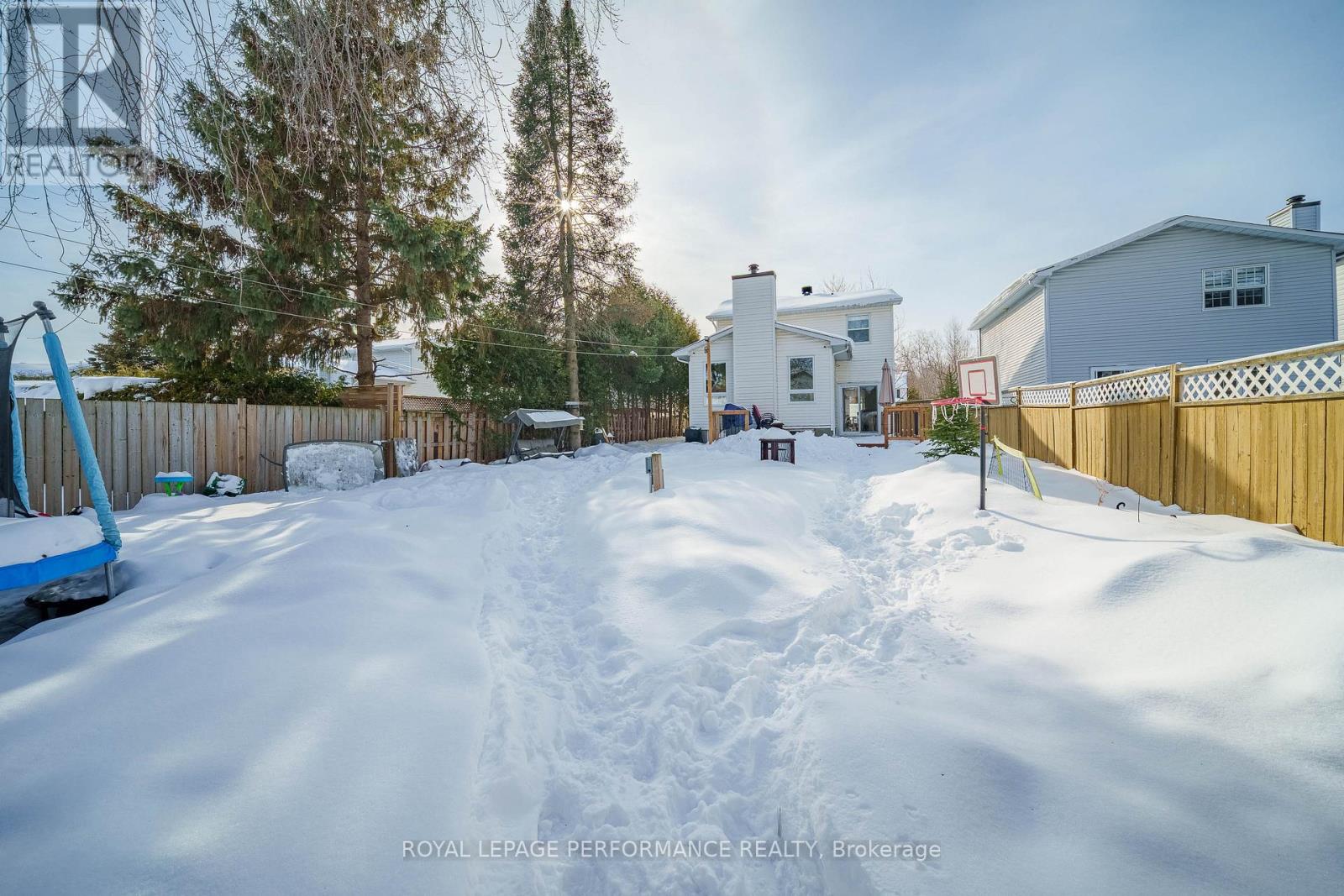 1557 Verchere Street, Ottawa, Ontario  K1C 7C7 - Photo 41 - X12793296