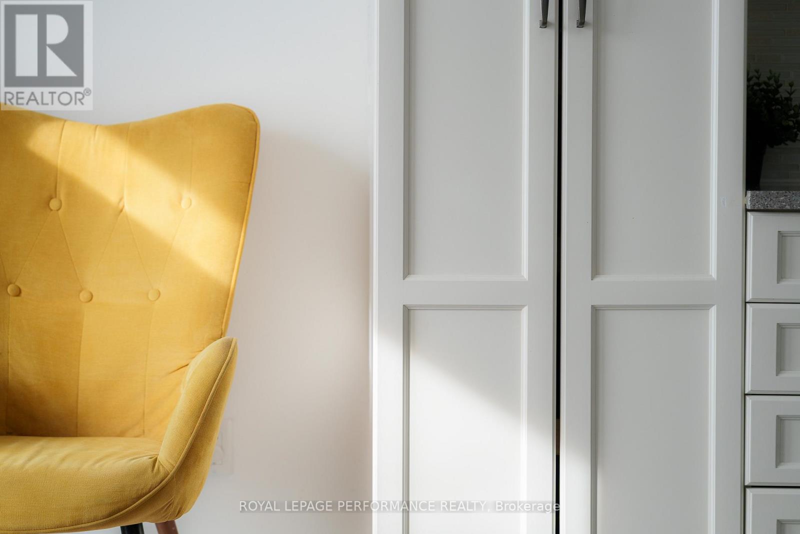 1557 Verchere Street, Ottawa, Ontario  K1C 7C7 - Photo 7 - X12793296