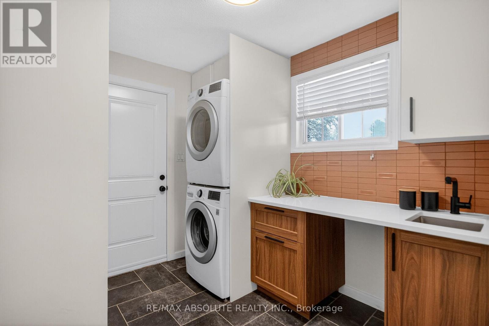 6560 Michelangelo Court, Ottawa, Ontario  K0A 2T0 - Photo 25 - X12793300