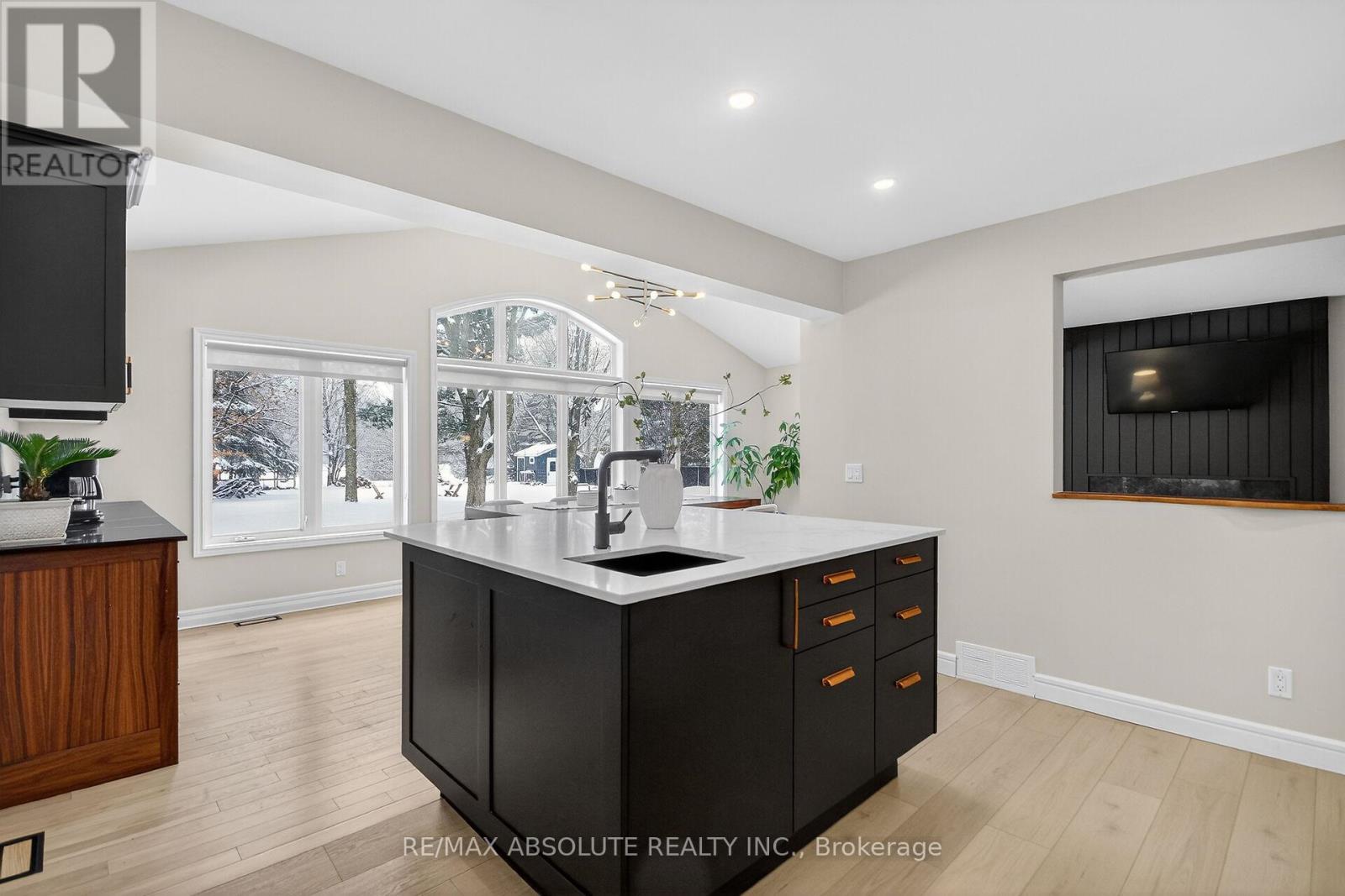 6560 Michelangelo Court, Ottawa, Ontario  K0A 2T0 - Photo 8 - X12793300