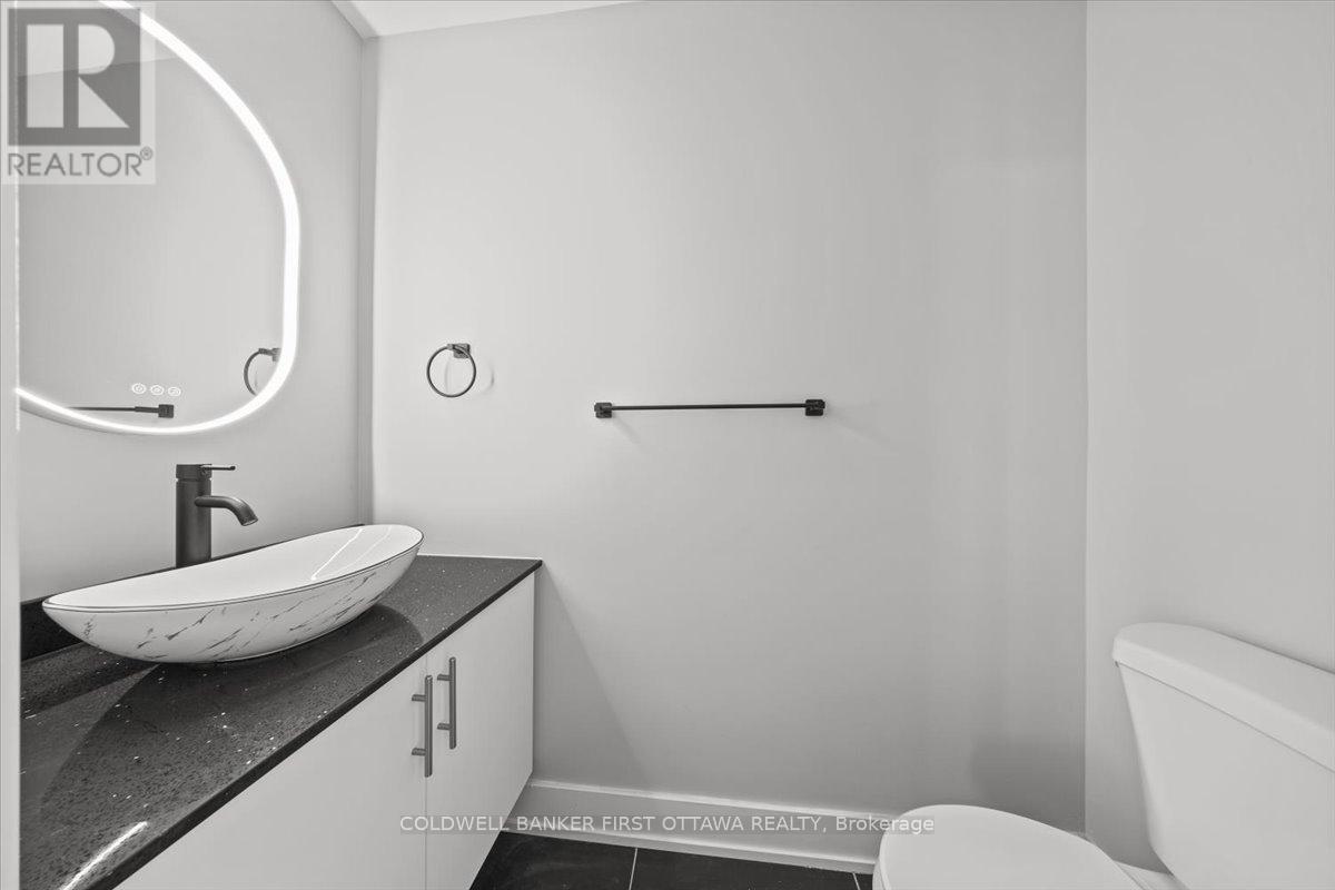 20 Inverkip Avenue, Ottawa, Ontario  K1T 4B7 - Photo 13 - X12793344