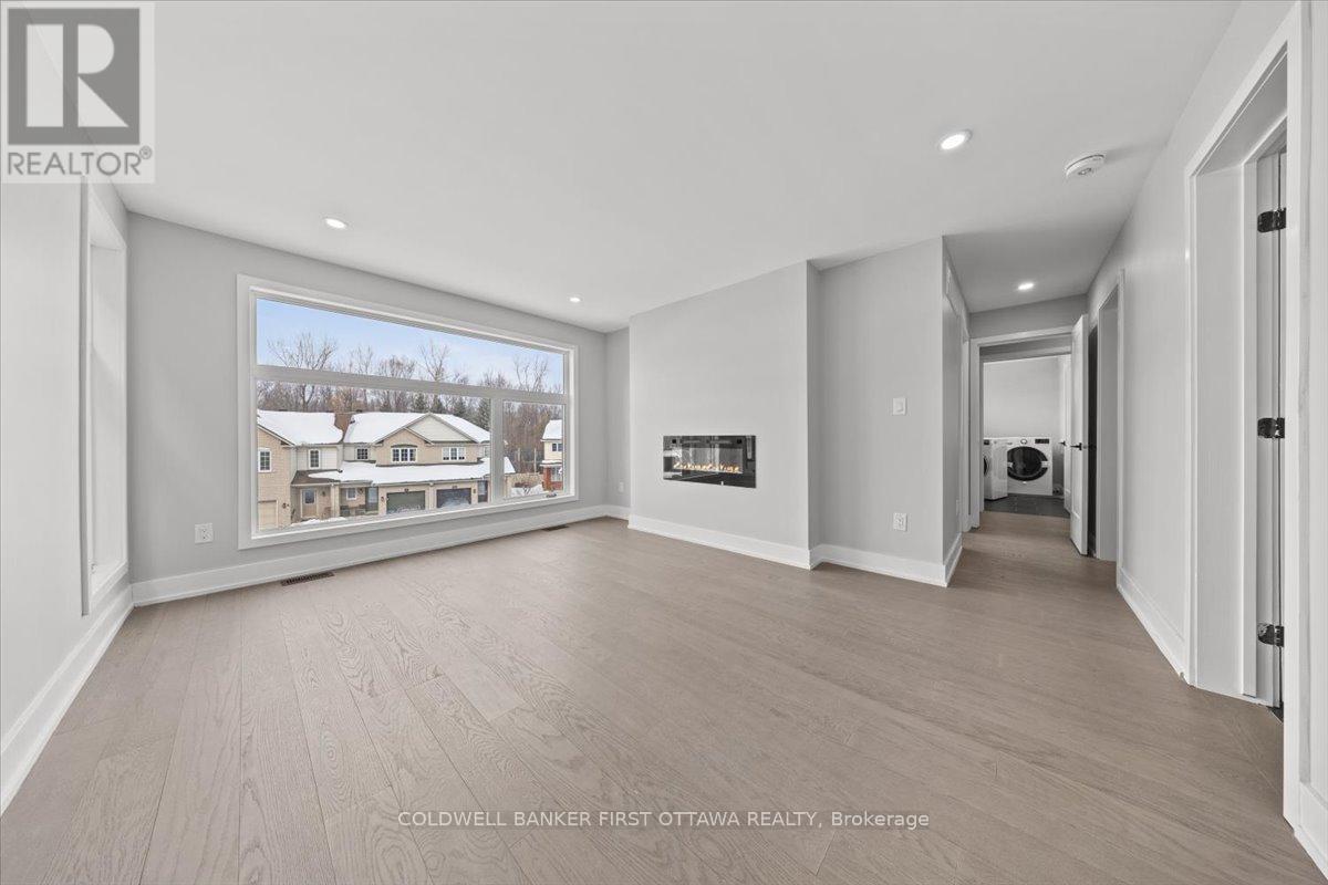 20 Inverkip Avenue, Ottawa, Ontario  K1T 4B7 - Photo 22 - X12793344