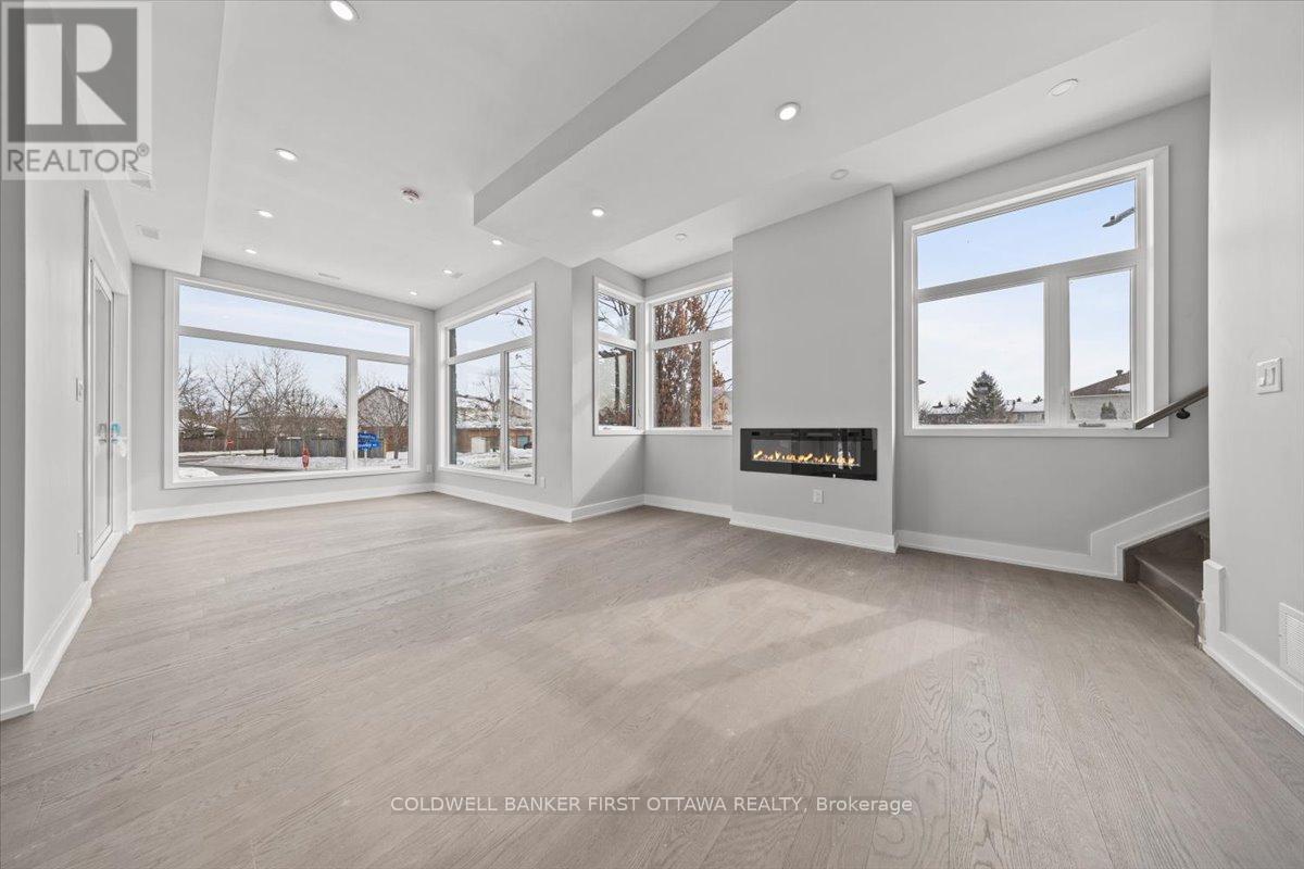 20 Inverkip Avenue, Ottawa, Ontario  K1T 4B7 - Photo 9 - X12793344