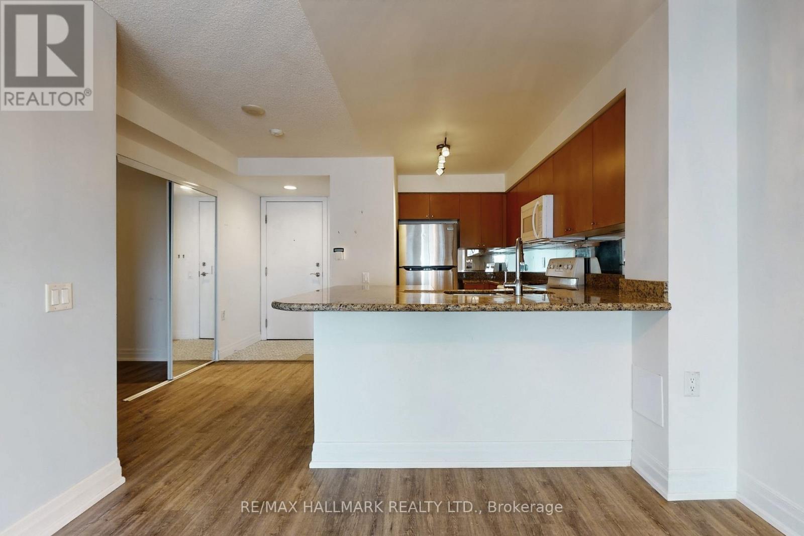 502 - 21 Hillcrest Avenue, Toronto, Ontario  M2N 5N4 - Photo 16 - C12791026