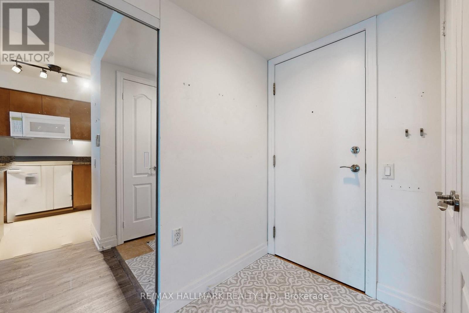 502 - 21 Hillcrest Avenue, Toronto, Ontario  M2N 5N4 - Photo 31 - C12791026