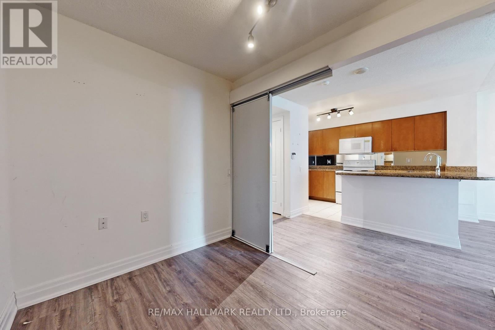 502 - 21 Hillcrest Avenue, Toronto, Ontario  M2N 5N4 - Photo 27 - C12791026