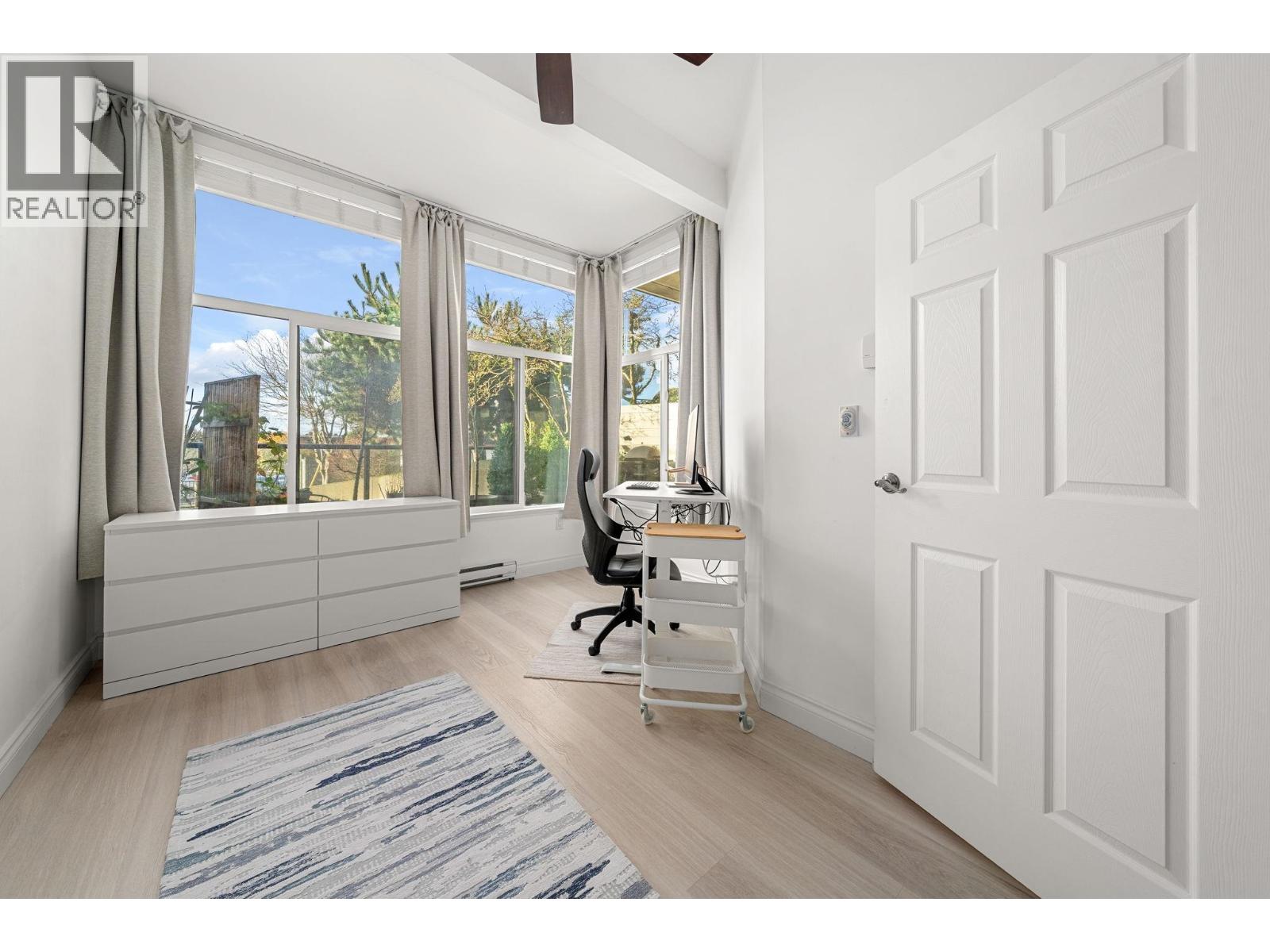 101 2408 Haywood Avenue, West Vancouver, British Columbia  V7V 1Y1 - Photo 23 - R3090231