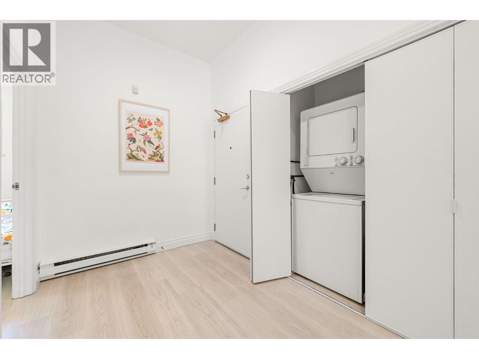 101 2408 Haywood Avenue, West Vancouver, British Columbia  V7V 1Y1 - Photo 31 - R3090231