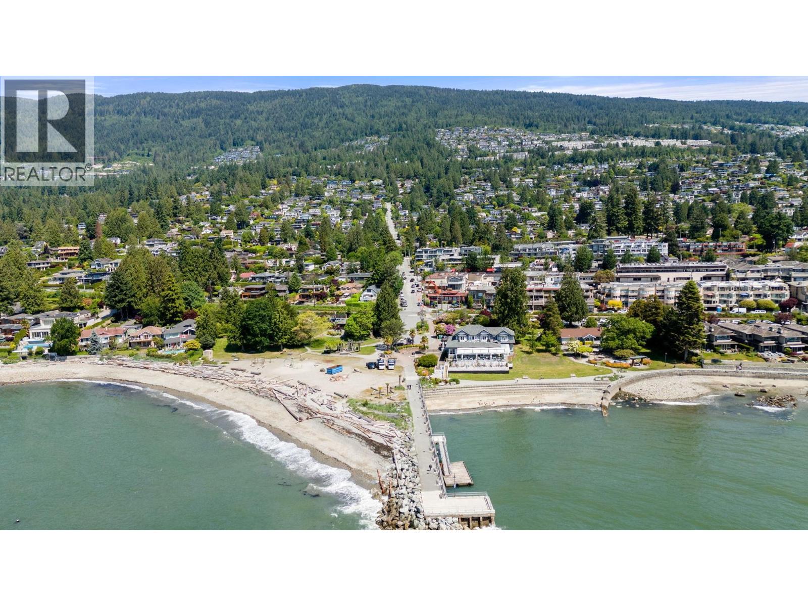 101 2408 Haywood Avenue, West Vancouver, British Columbia  V7V 1Y1 - Photo 32 - R3090231