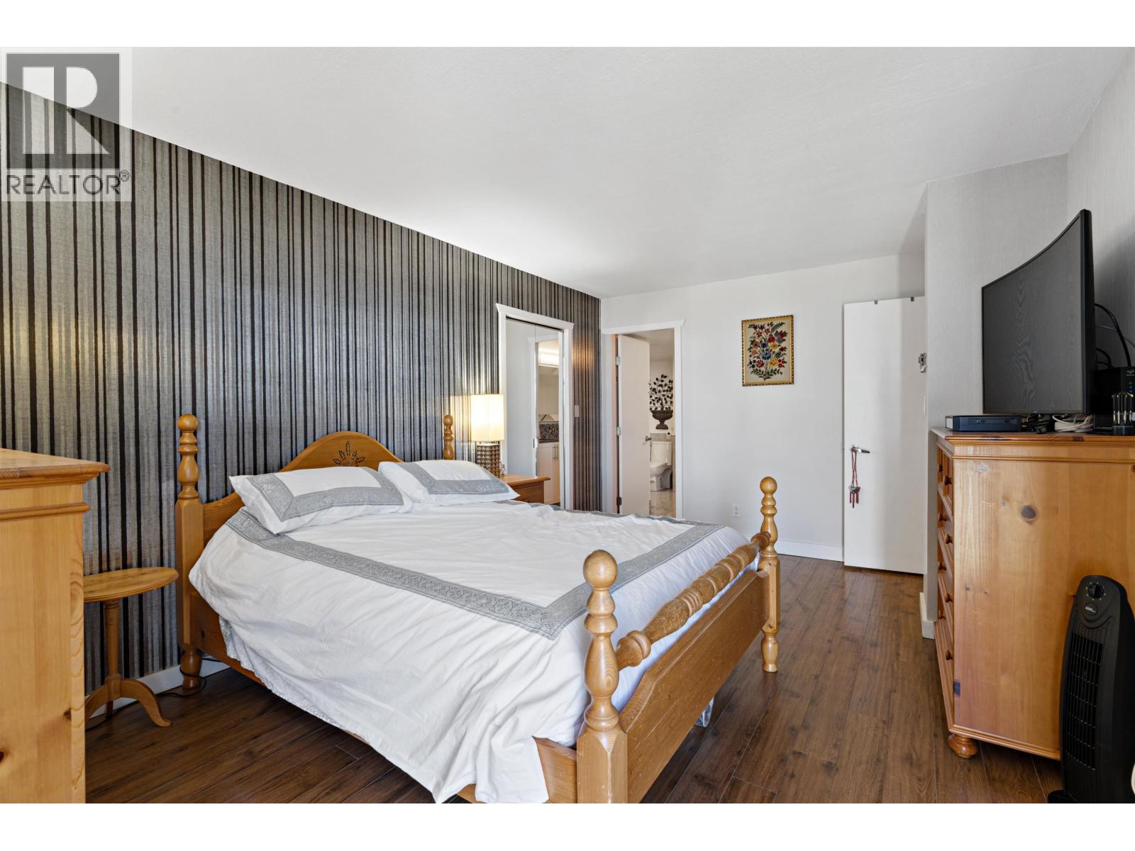 609 168 Chadwick Court, North Vancouver, British Columbia  V7M 3L4 - Photo 27 - R3090235