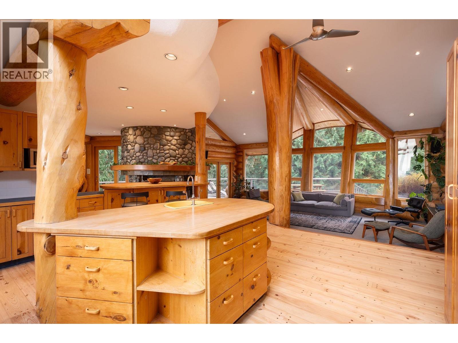 675 Cates Lane, Bowen Island, British Columbia  V0N 1G2 - Photo 11 - R3090238