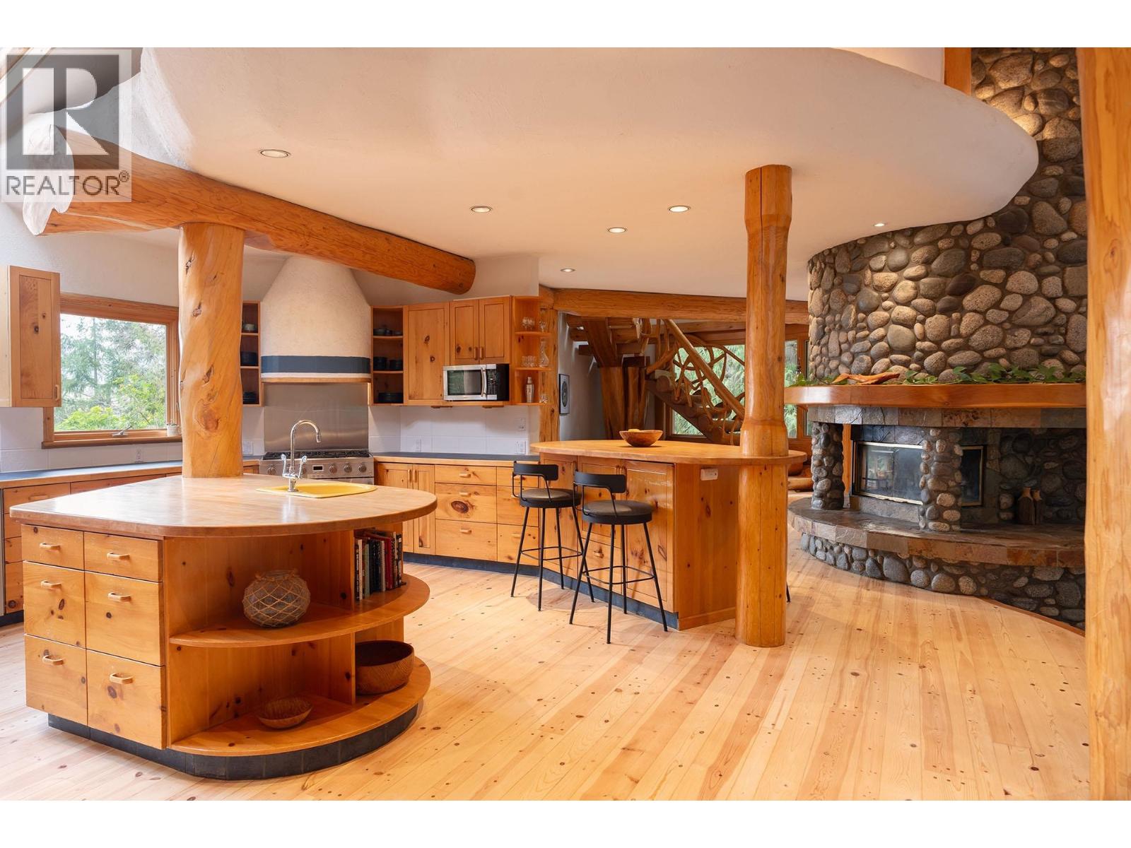 675 Cates Lane, Bowen Island, British Columbia  V0N 1G2 - Photo 13 - R3090238