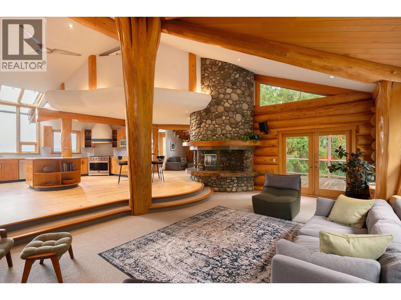 675 Cates Lane, Bowen Island, British Columbia  V0N 1G2 - Photo 2 - R3090238