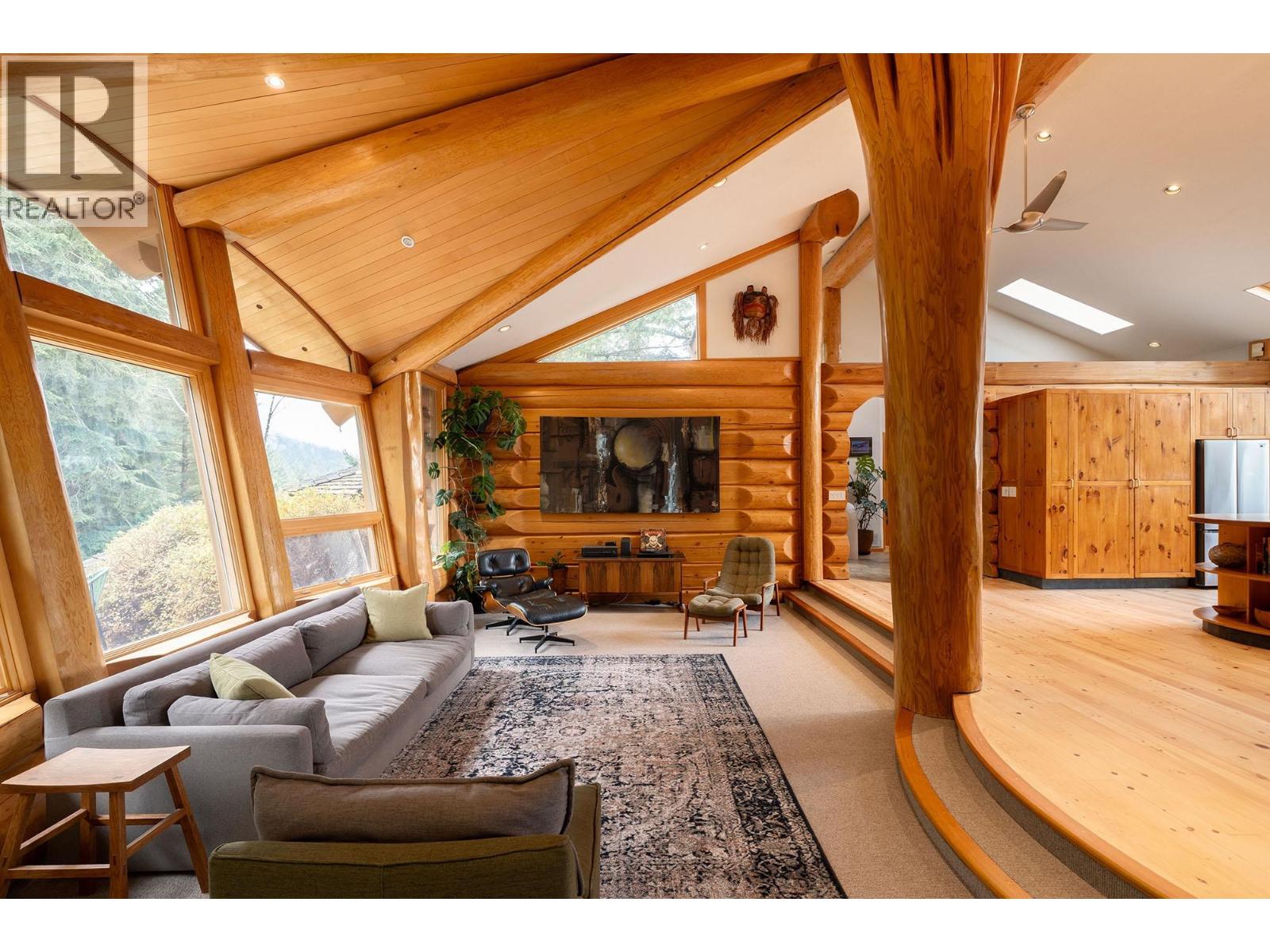 675 Cates Lane, Bowen Island, British Columbia  V0N 1G2 - Photo 3 - R3090238