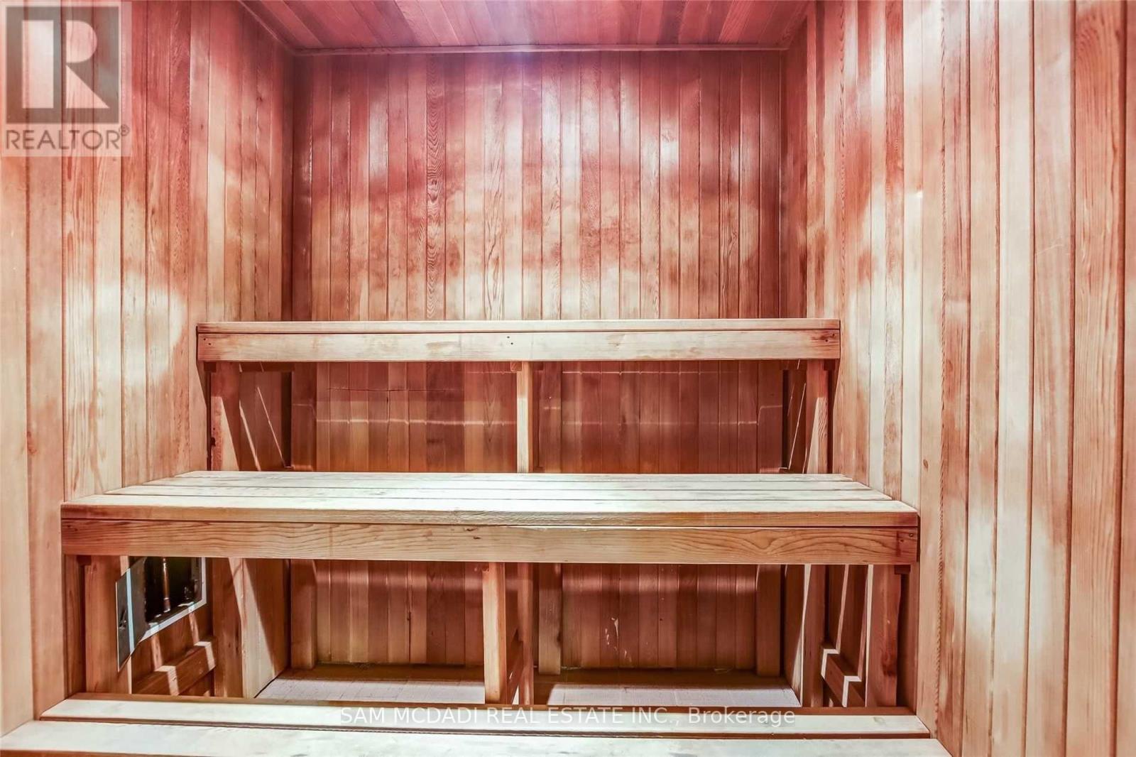 1105 - 75 King Street E, Mississauga, Ontario  L5A 4G5 - Photo 27 - W12792384