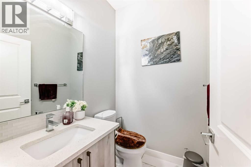 197 Baysprings Gardens Sw, Airdrie, Alberta  T4B 5C5 - Photo 17 - A2275141