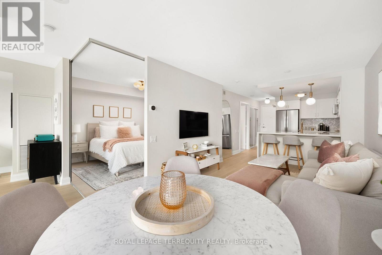 1004 - 2191 Yonge Street, Toronto, Ontario  M4S 3H8 - Photo 13 - C12793308