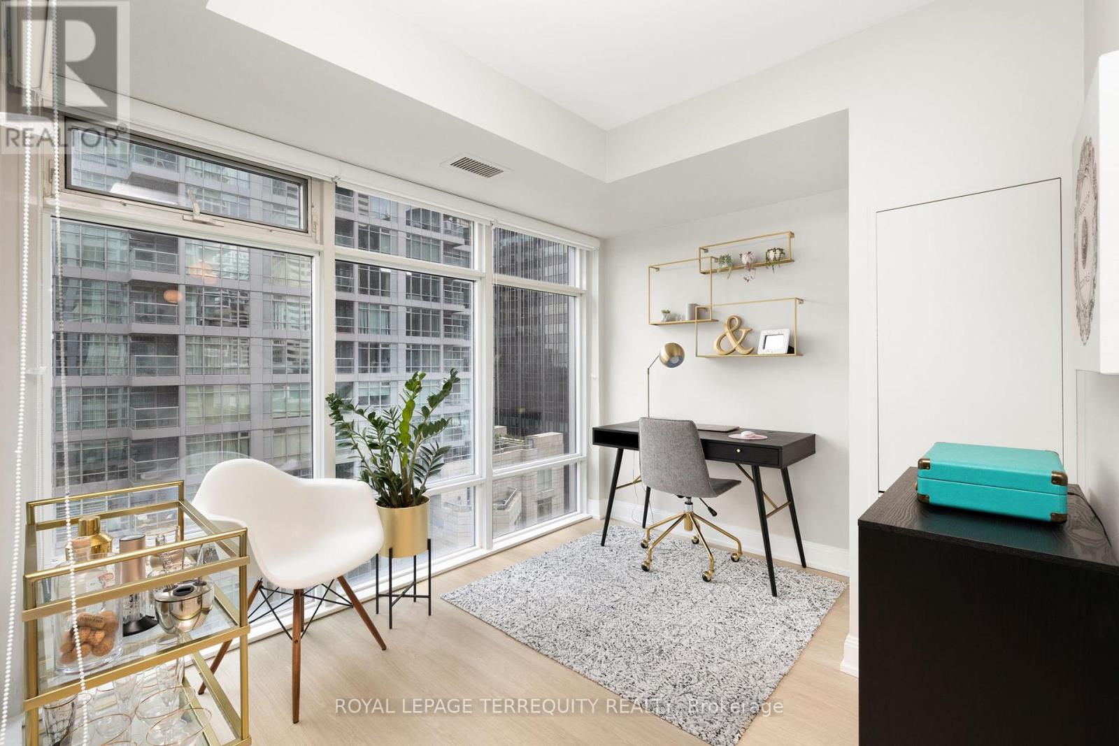 1004 - 2191 Yonge Street, Toronto, Ontario  M4S 3H8 - Photo 14 - C12793308