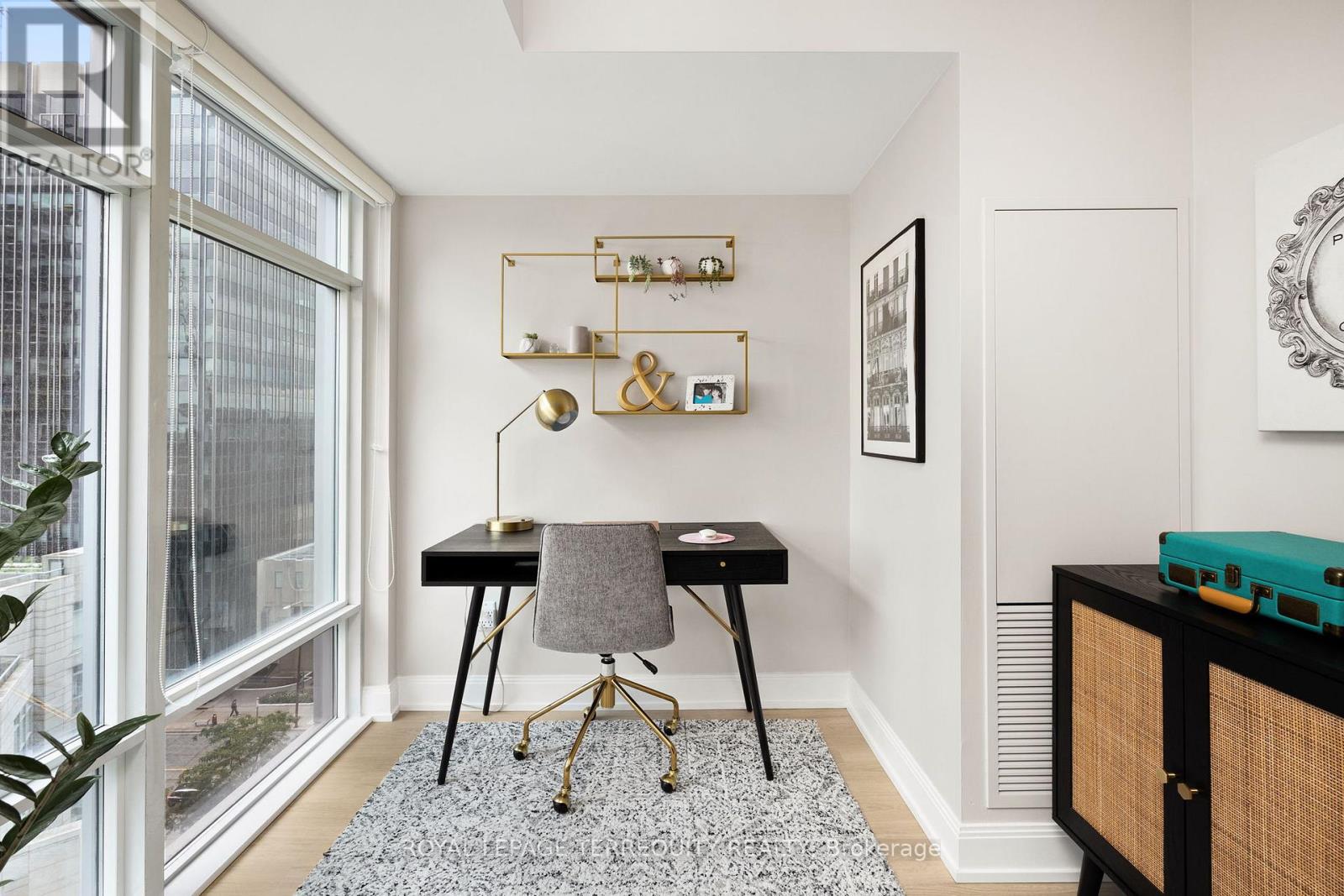 1004 - 2191 Yonge Street, Toronto, Ontario  M4S 3H8 - Photo 17 - C12793308