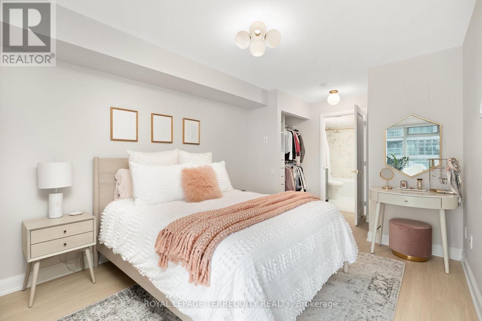 1004 - 2191 Yonge Street, Toronto, Ontario  M4S 3H8 - Photo 19 - C12793308