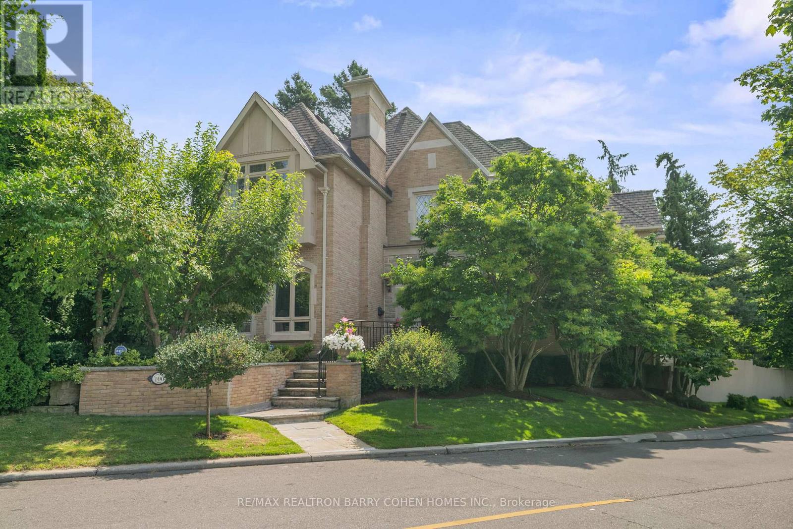 100 OLD FOREST HILL ROAD, toronto (forest hill south), Ontario