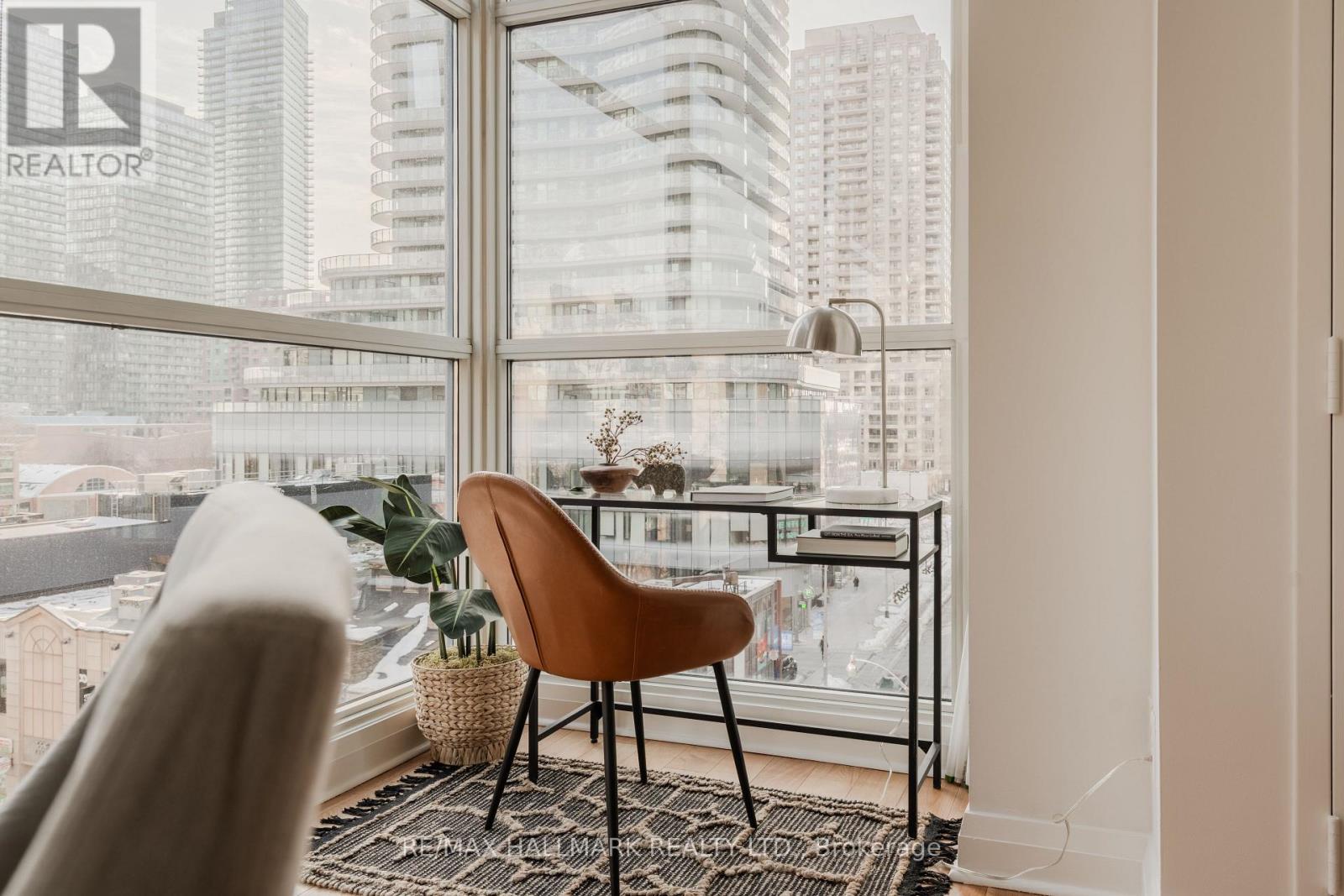 607 - 8 Wellesley Street E, Toronto, Ontario  M4Y 3B2 - Photo 18 - C12793444