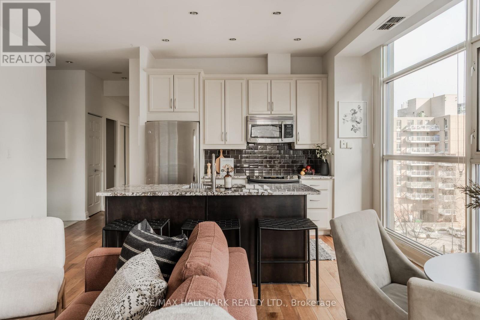 607 - 8 Wellesley Street E, Toronto, Ontario  M4Y 3B2 - Photo 21 - C12793444