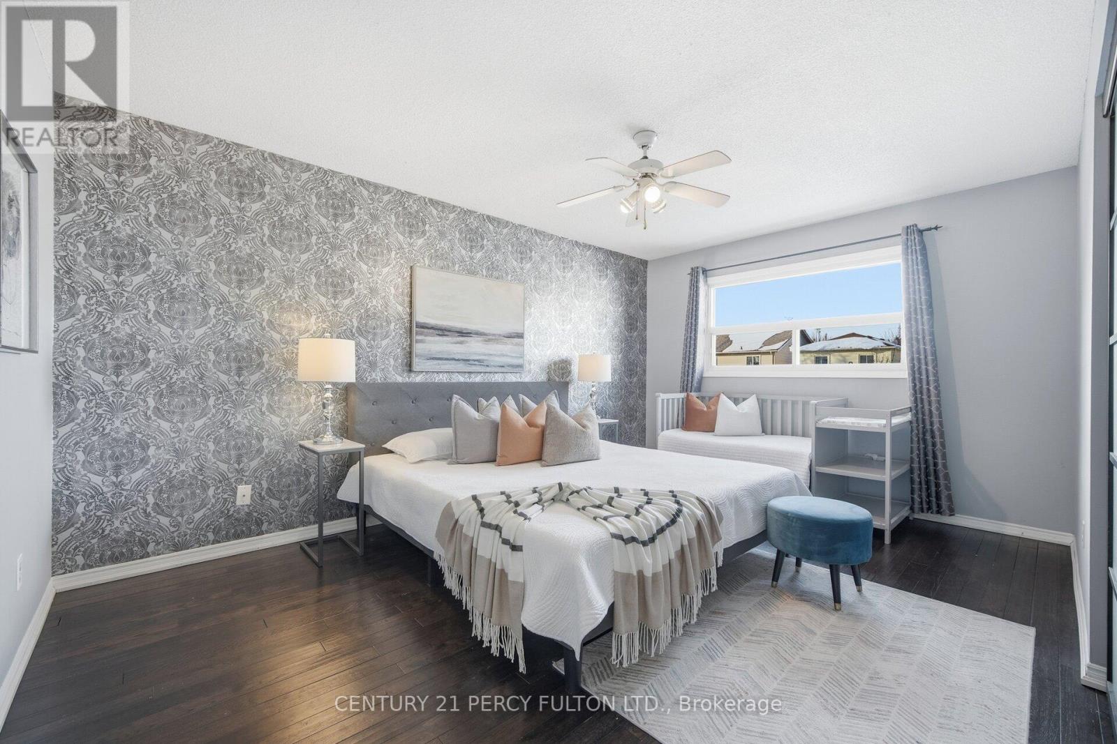 1302 Ferncliff Circle, Pickering, Ontario  L1X 1W7 - Photo 17 - E12793338