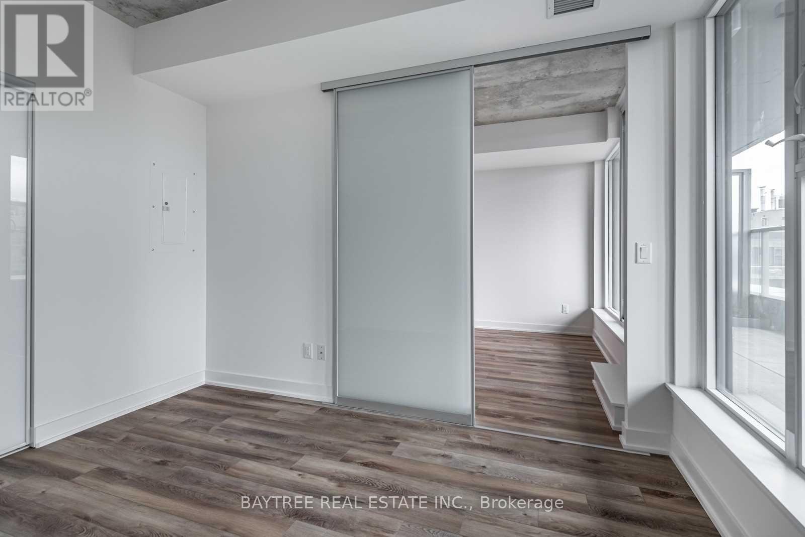 1019 - 30 Baseball Place, Toronto, Ontario  M4M 0E8 - Photo 14 - E12793348