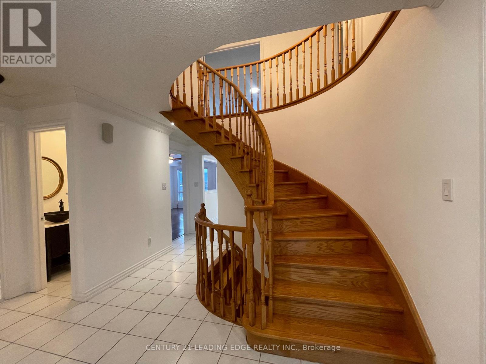 Main - 896 Darwin Drive, Pickering, Ontario  L1X 2P8 - Photo 2 - E12793442