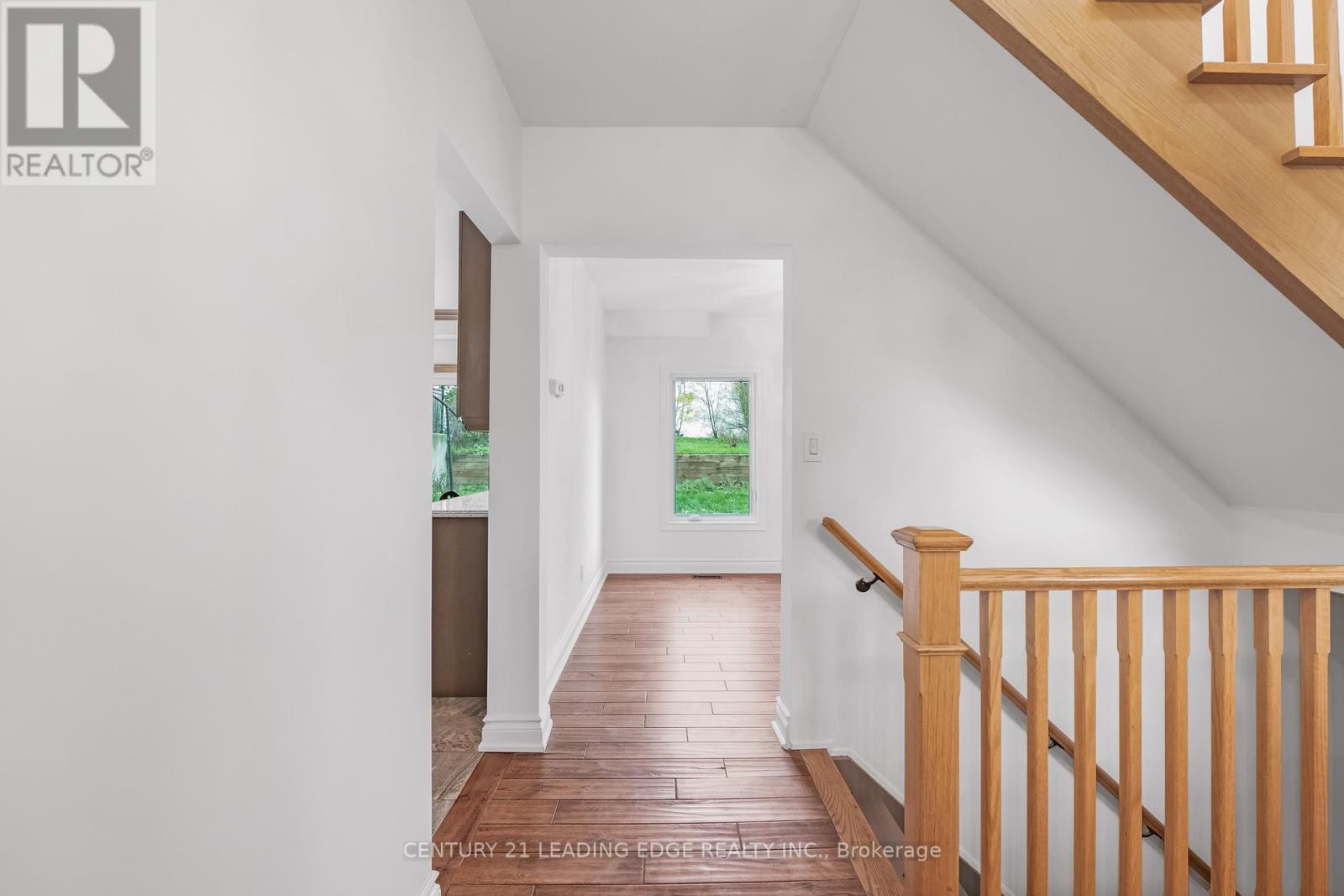 34 Mitchell Avenue, Whitchurch-Stouffville, Ontario  L4A 2X9 - Photo 13 - N12793314