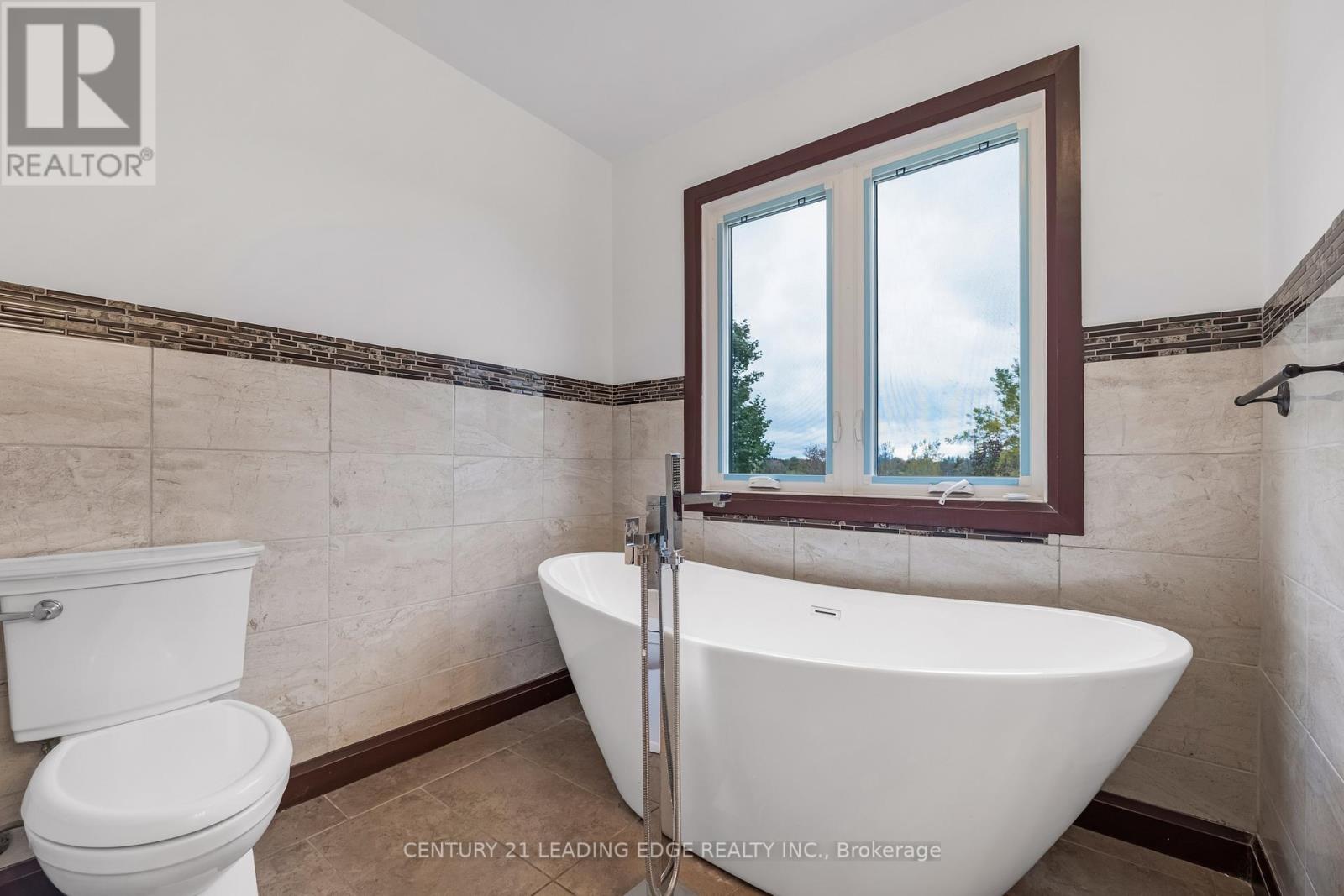 34 Mitchell Avenue, Whitchurch-Stouffville, Ontario  L4A 2X9 - Photo 25 - N12793314