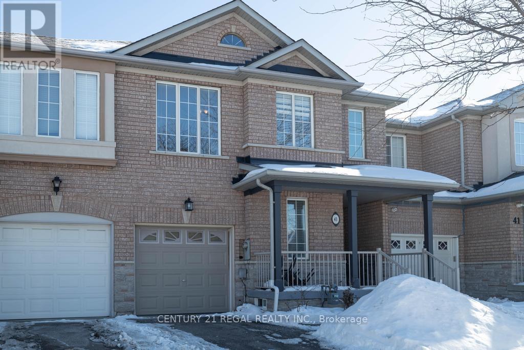 43 Waterton Crescent, Richmond Hill, Ontario  L4B 4L2 - Photo 3 - N12793316
