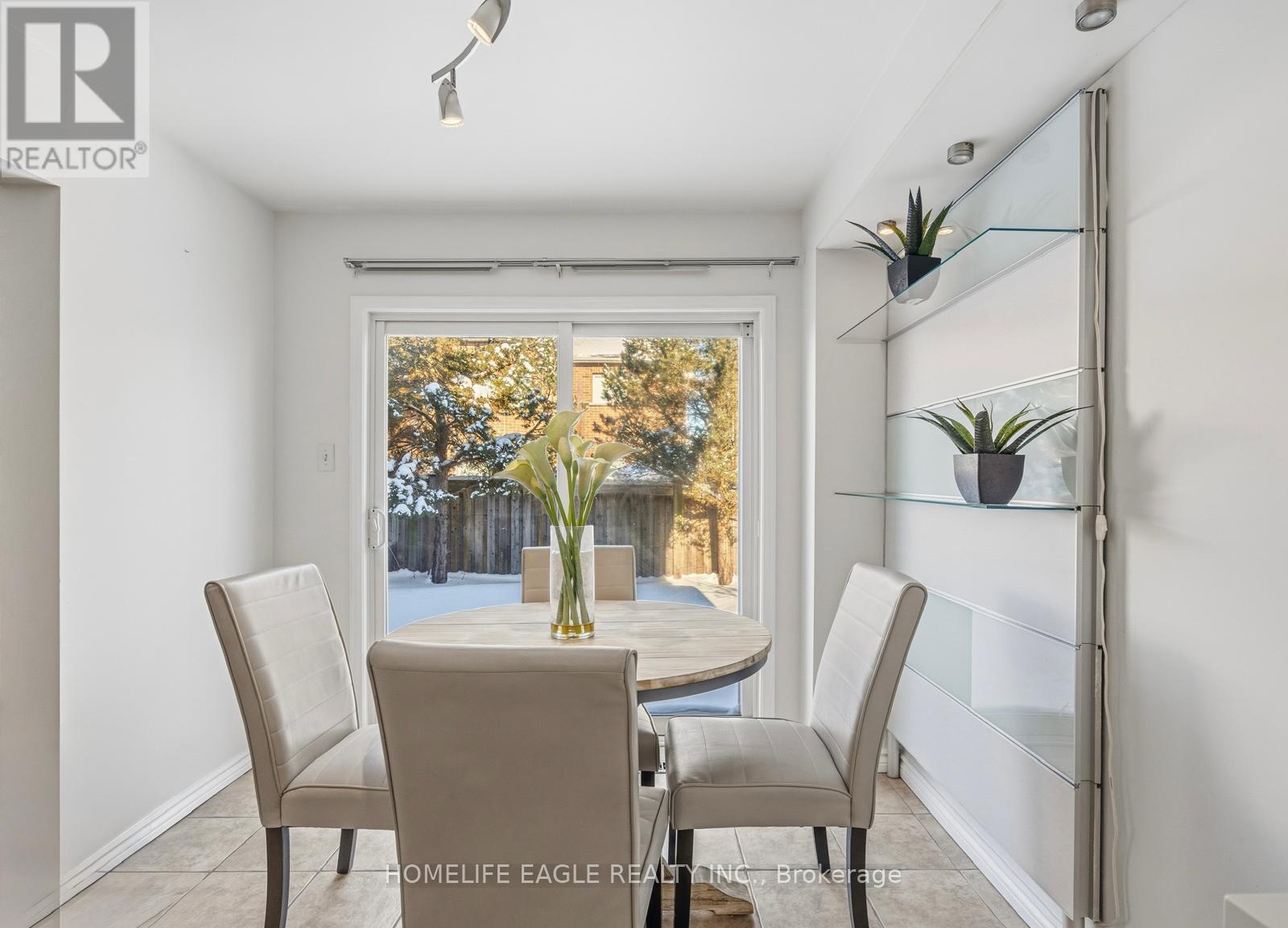 Main - 98 Lowther Avenue, Richmond Hill, Ontario  L4E 4P3 - Photo 8 - N12793408