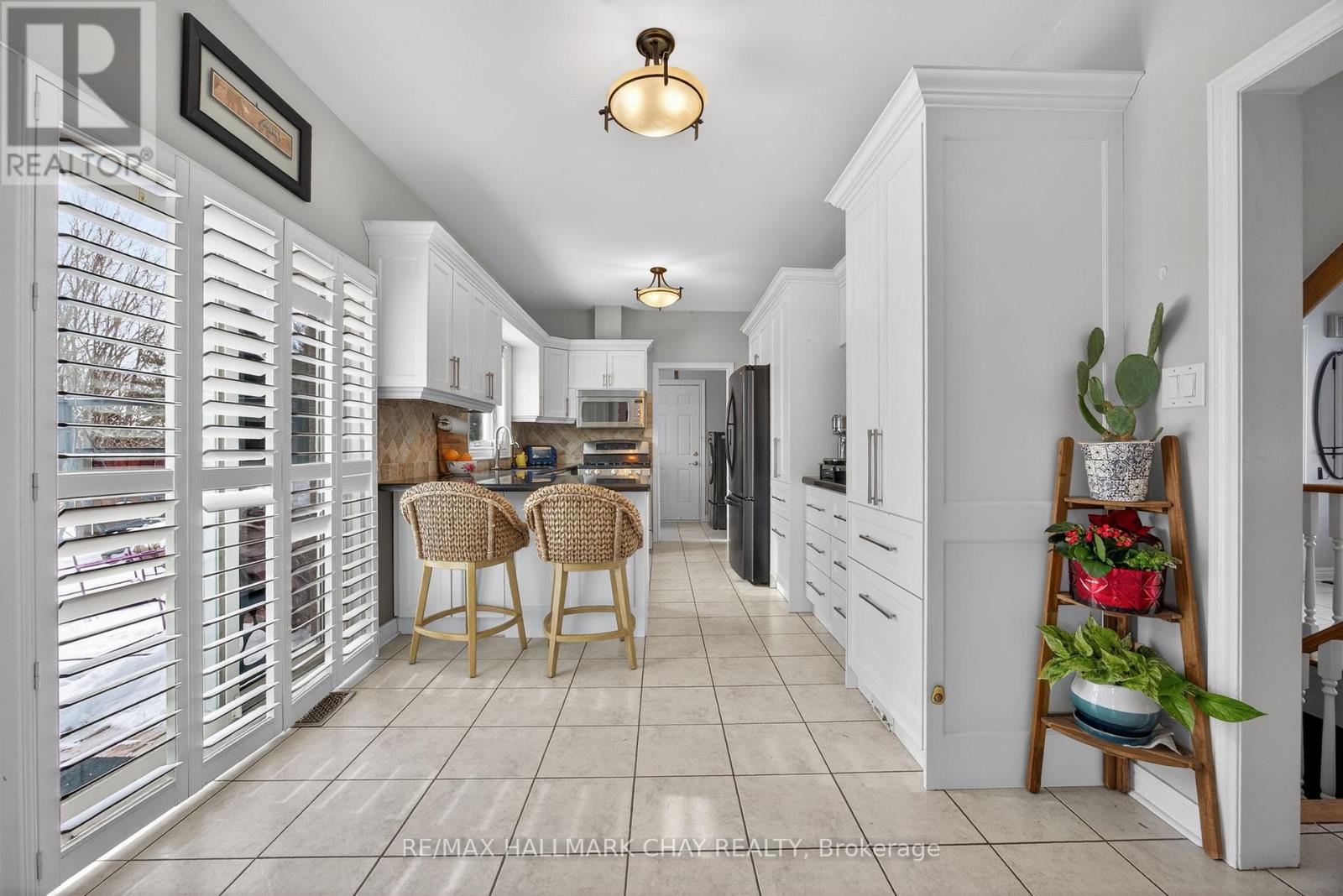 4 Arthur Evans Crescent, Bradford West Gwillimbury, Ontario  L3Z 2A5 - Photo 10 - N12793424