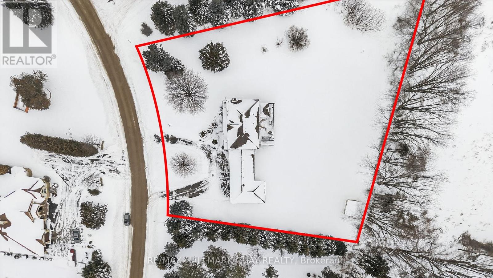 4 Arthur Evans Crescent, Bradford West Gwillimbury, Ontario  L3Z 2A5 - Photo 2 - N12793424