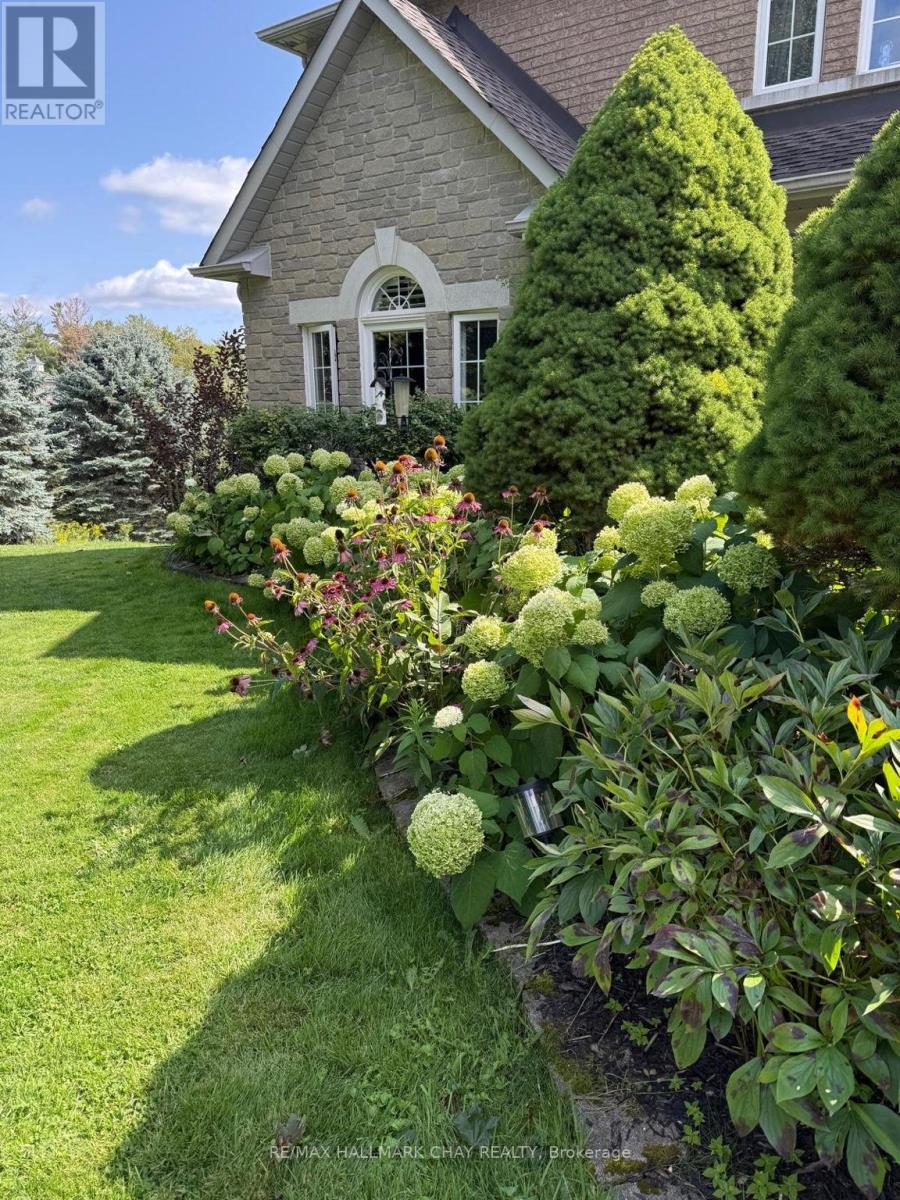 4 Arthur Evans Crescent, Bradford West Gwillimbury, Ontario  L3Z 2A5 - Photo 41 - N12793424