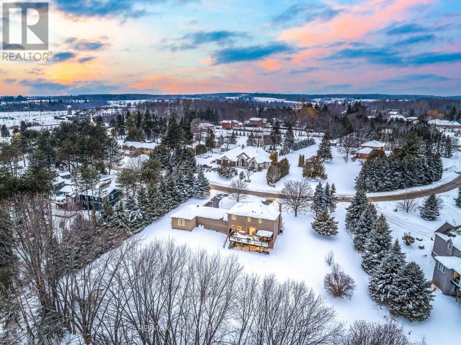 4 Arthur Evans Crescent, Bradford West Gwillimbury, Ontario  L3Z 2A5 - Photo 8 - N12793424