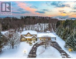 4 ARTHUR EVANS CRESCENT, Bradford West Gwillimbury, Ontario