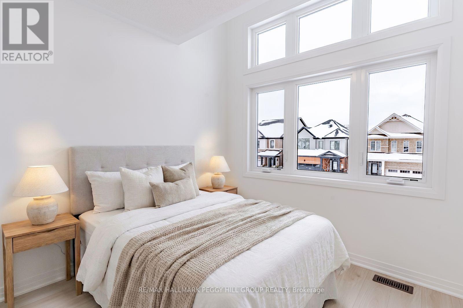 199 Durham Avenue, Barrie, Ontario  L9J 0Z5 - Photo 8 - S12793326