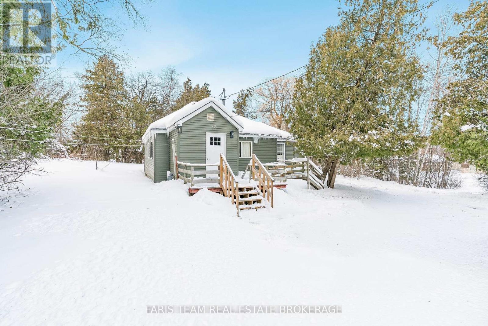 13 Arthur Street, Collingwood, Ontario  L9Y 3Z1 - Photo 1 - S12793436