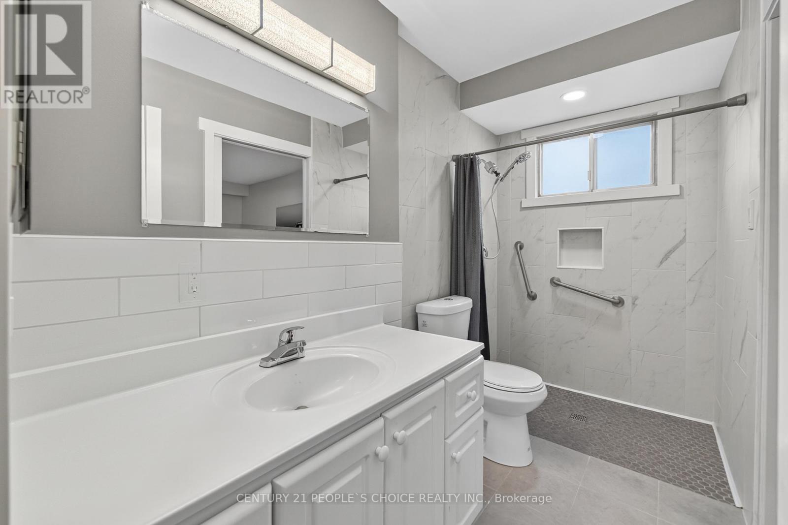 3404 Monica Drive, Mississauga, Ontario  L4T 3E7 - Photo 36 - W12721444