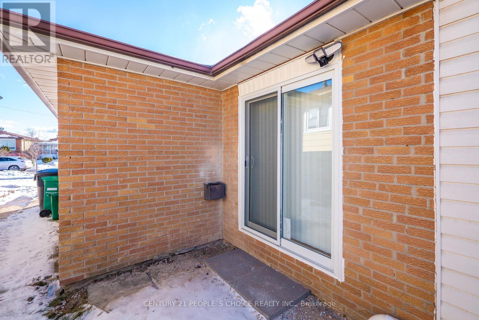 3404 Monica Drive, Mississauga, Ontario  L4T 3E7 - Photo 46 - W12721444