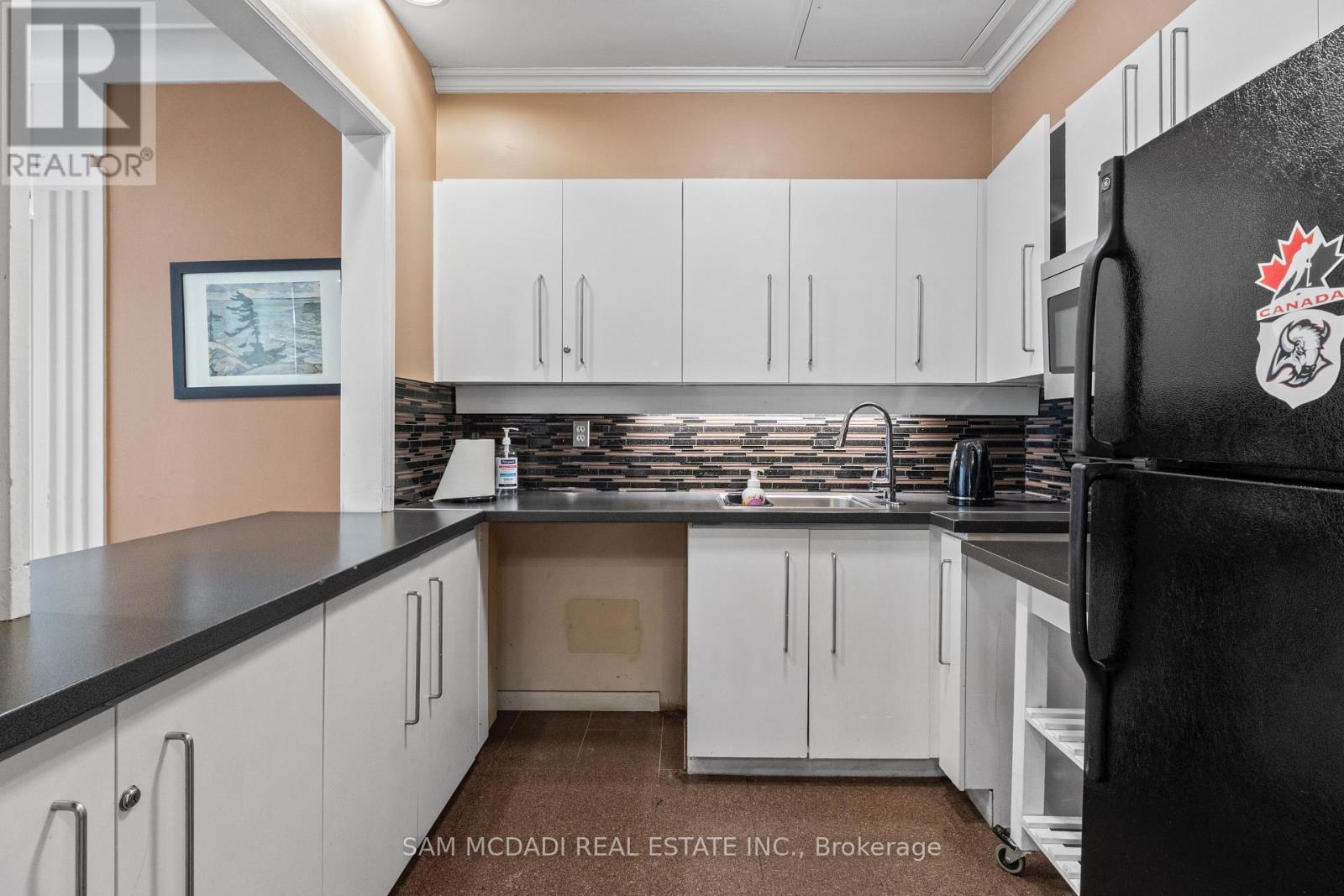 1105 - 75 King Street E, Mississauga, Ontario  L5A 4G5 - Photo 30 - W12792384