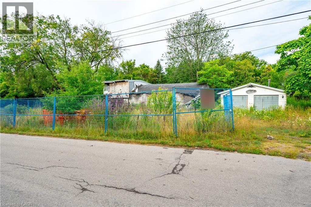 74 Best Avenue, Dundas, Ontario L9H 5W1 - Photo 2 - 40805547